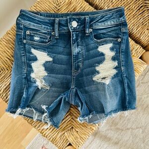American Eagle Blue Distressed Denim Shorts with Frayed ends Size 6